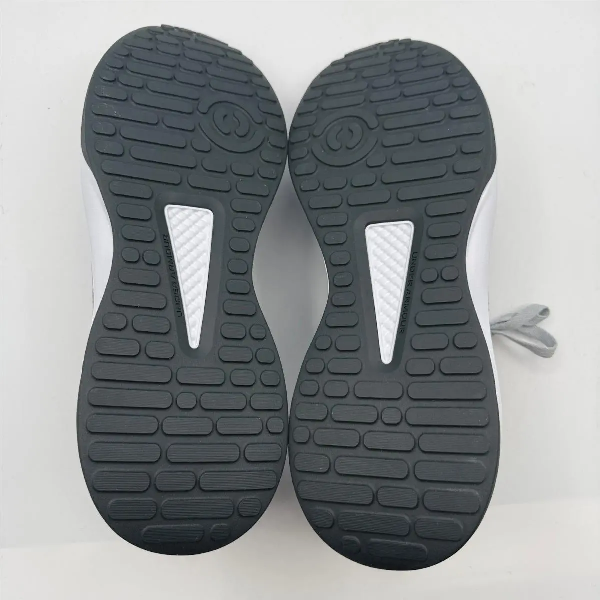 Under Armour shoes - 3026727-011 - 3026727-011 - Gray 4