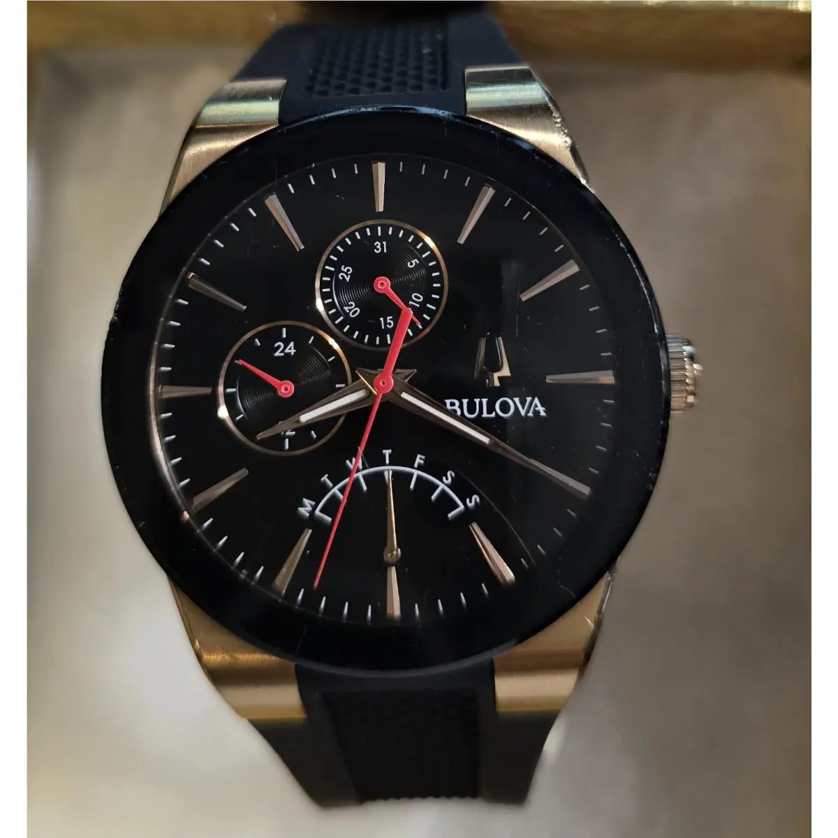 Bulova Futuro Modern 970111 40 mm Black Stainless Steel Men`s Wristwatch