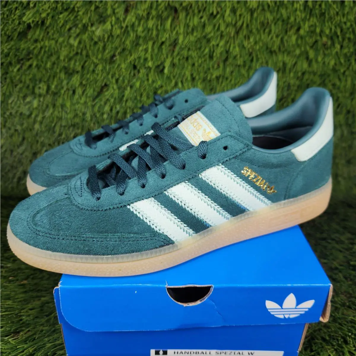 Adidas Handball Spezial Womens Suede Green Aurora Ivy Gum Bottom JR0847
