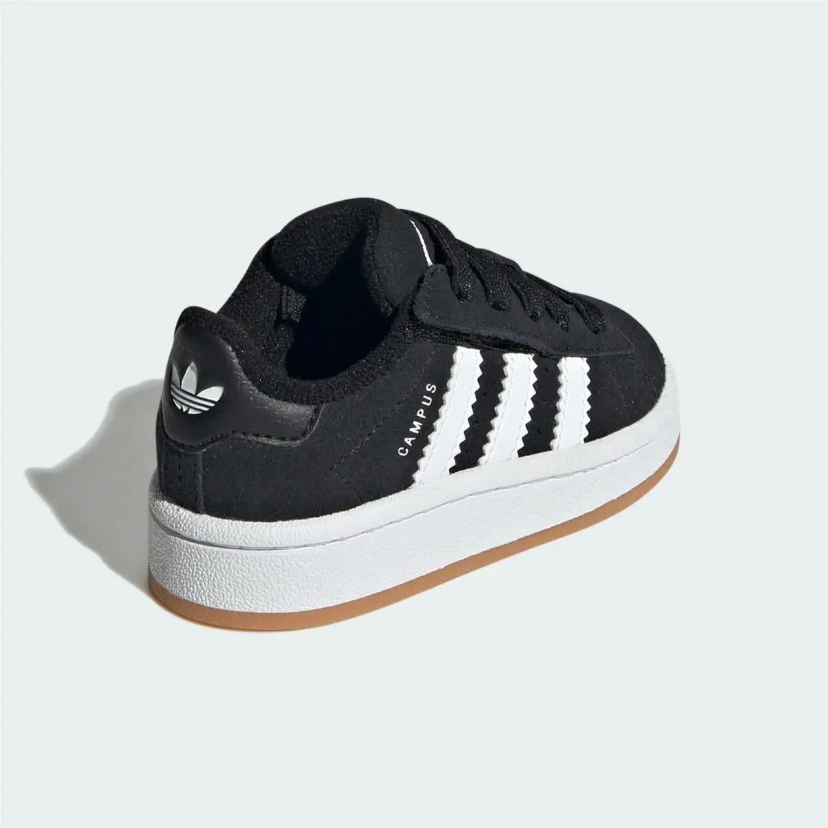 Adidas shoes - Core Black/Cloud White/Gum 5