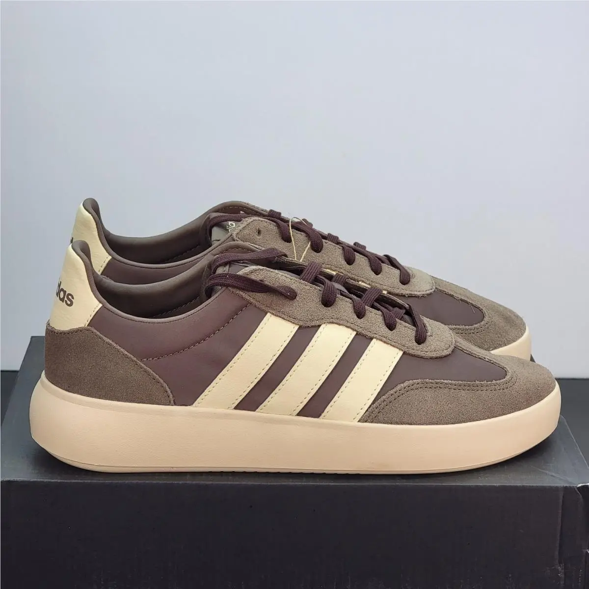 Adidas shoes - Adidas Barreda - Barreda - JR3519 - Brown 2