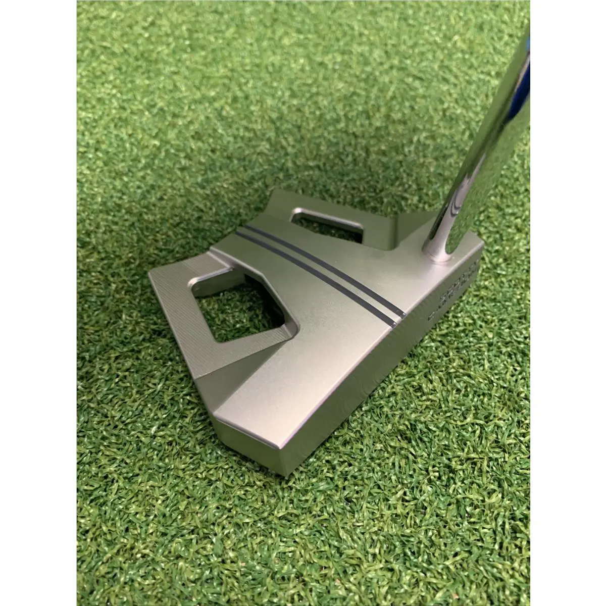 Scott  - Scotty Cameron 2025 Phantom - Cameron Phantom 1