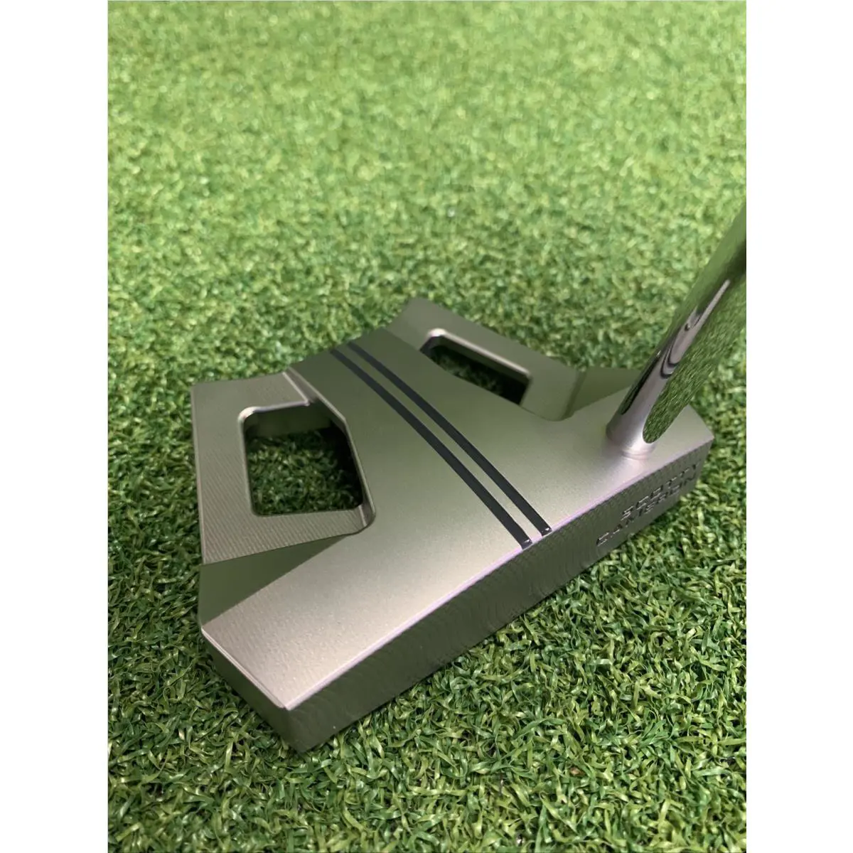 Scott  - Scotty Cameron 2025 Phantom - Cameron Phantom 1