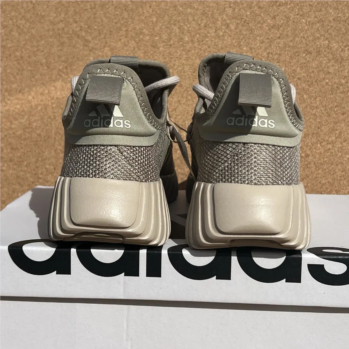 Adidas shoes - adidas Kaptir - Kaptir - JI1250 - Brown 3