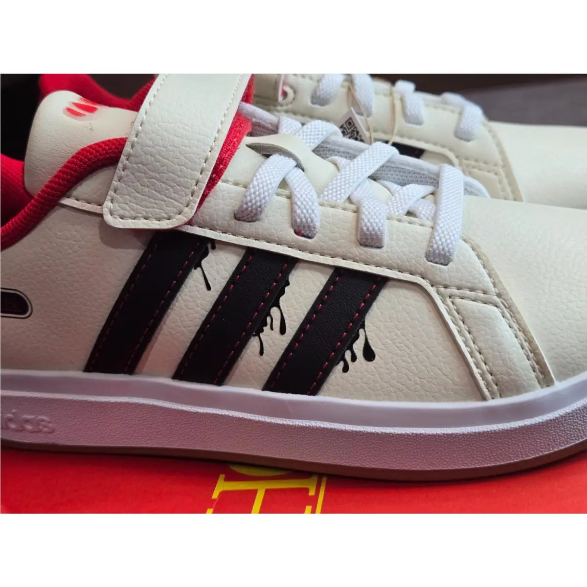 Adidas shoes - adidas Grand Court - Grand Court - JR5622 - White/Blk/Red 2