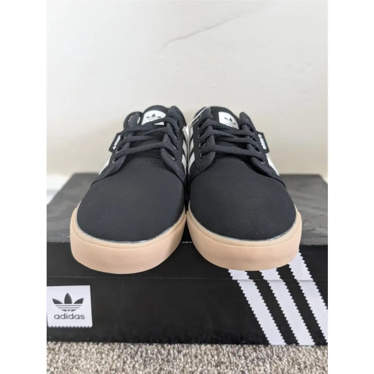 Adidas shoes - Adidas	Seeley J - Black 2