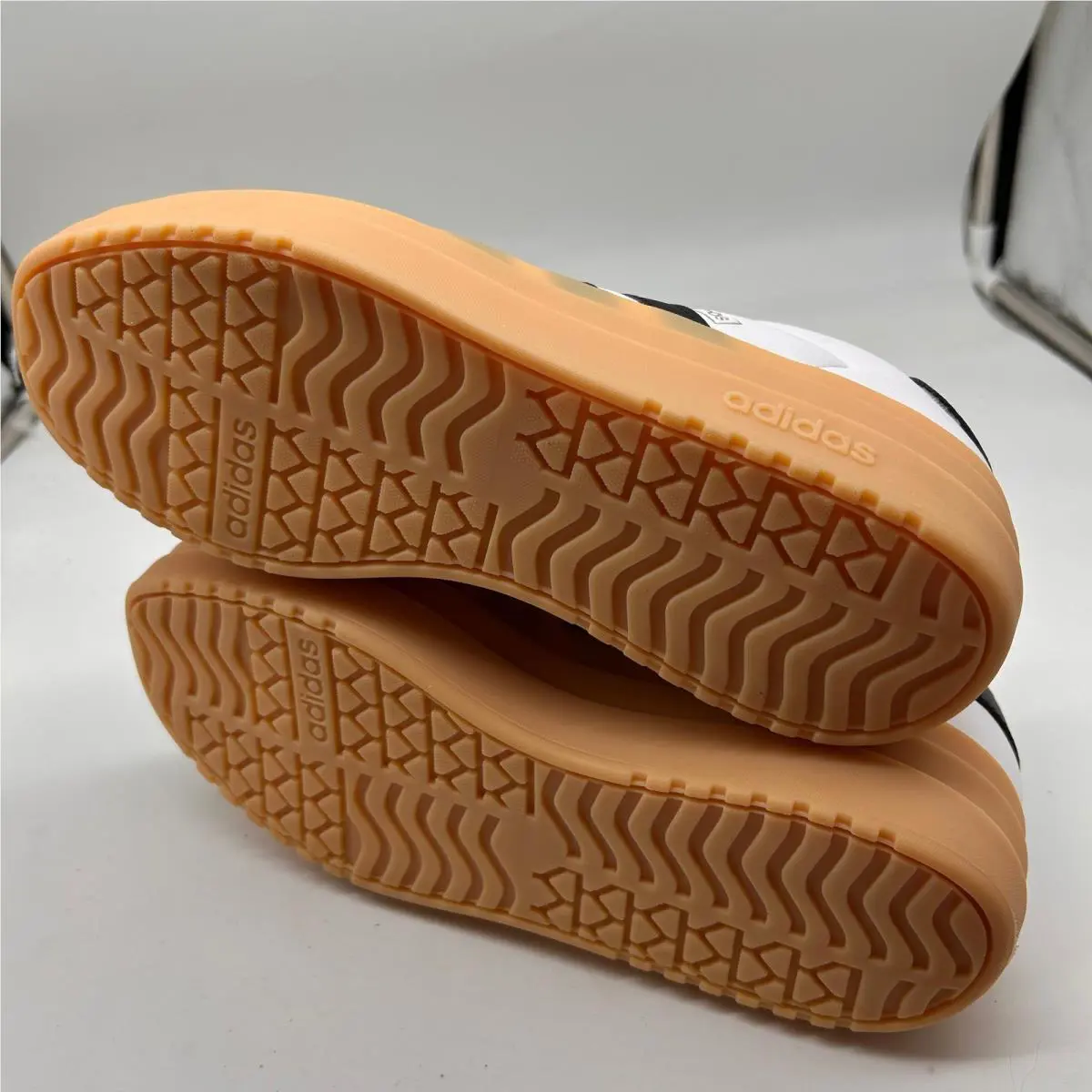 Adidas shoes - VL Court Bold IH4774 - Court Bold - White 4