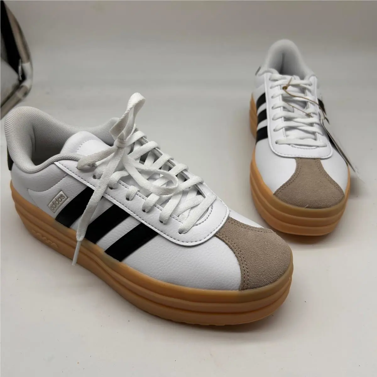 Adidas VL Court Bold Womens White Black Gum Platform Sneakers IH4774 Size 7
