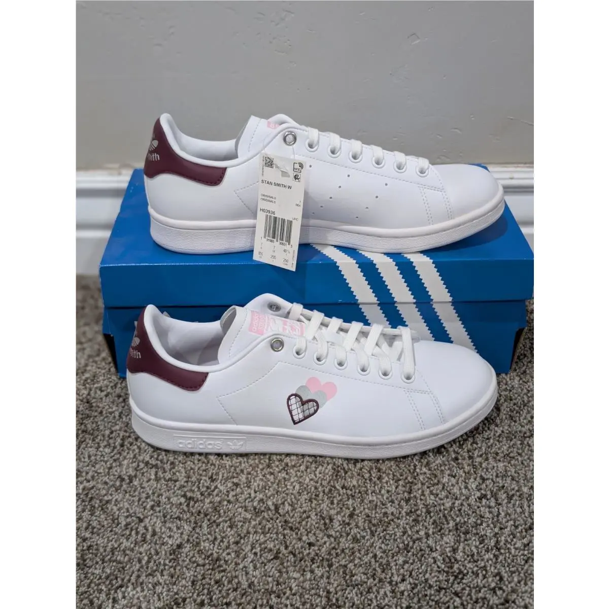 Size 8.5 Women`s Adidas Stan Smith H03936 White/dk Red Heart Lace Up Casual Shoe