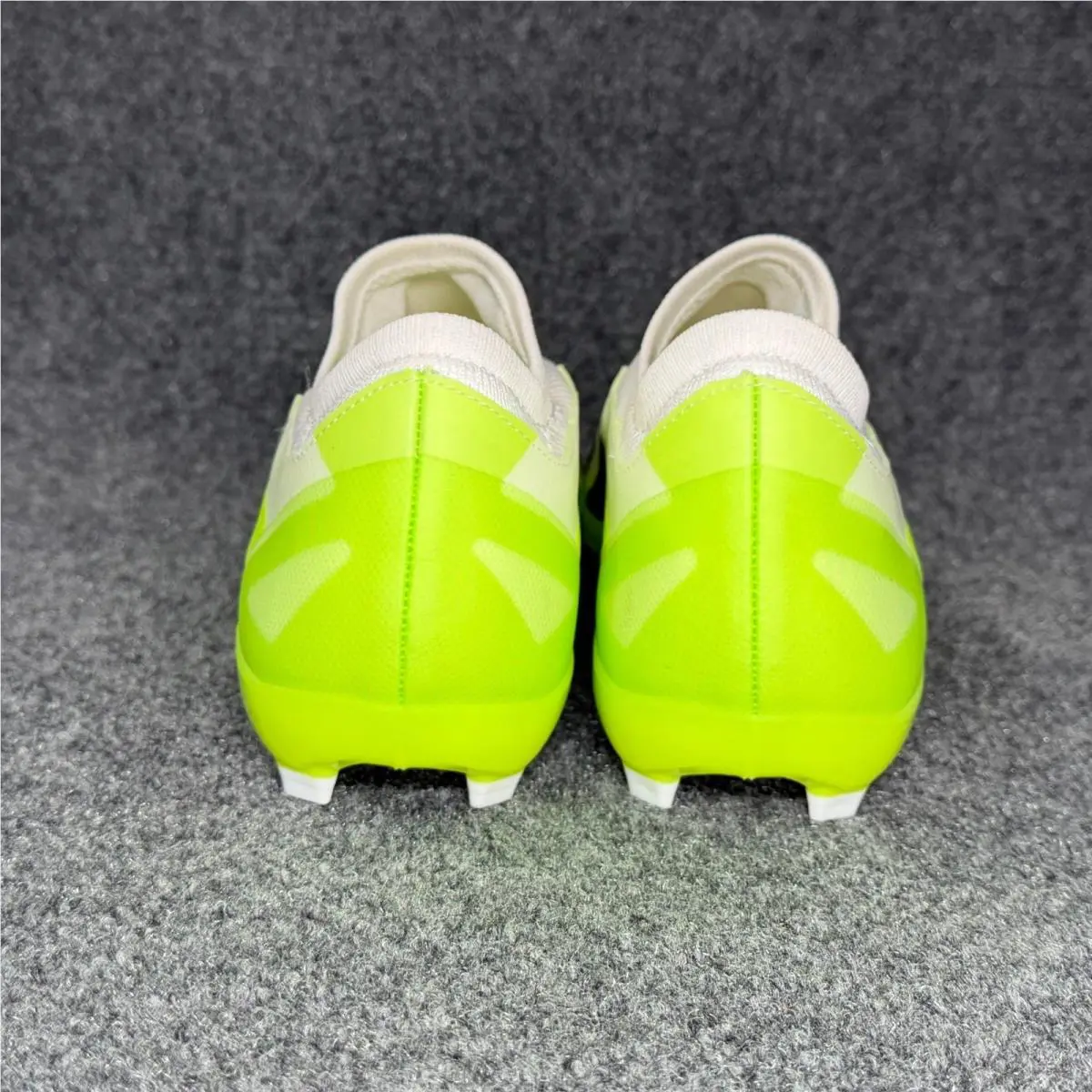 Adidas shoes - HQ4515 - HQ4515 - White 3