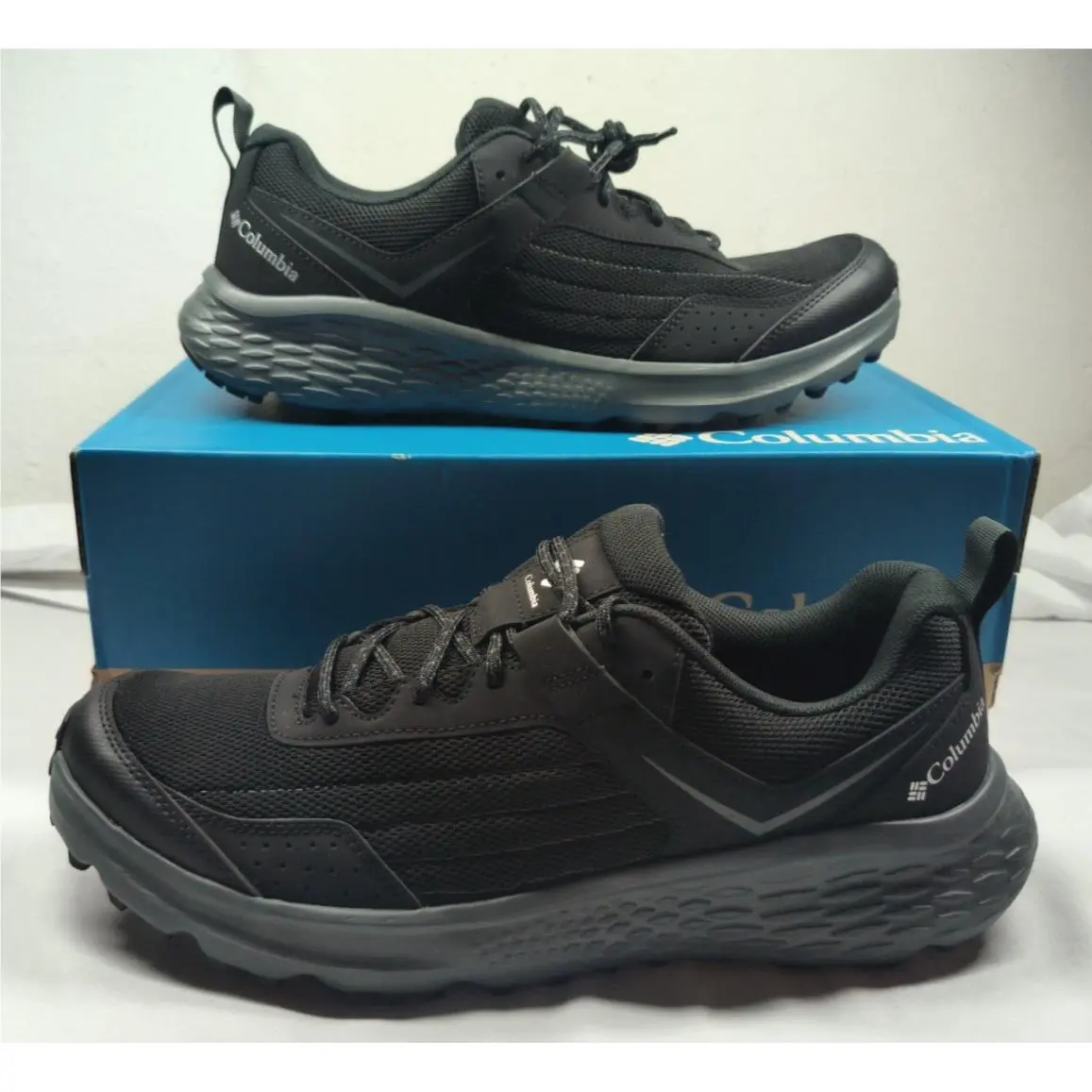 Columbia Mens Vertisol Trail Running Shoes Sneakers Black Gray BM8652-012 10.5