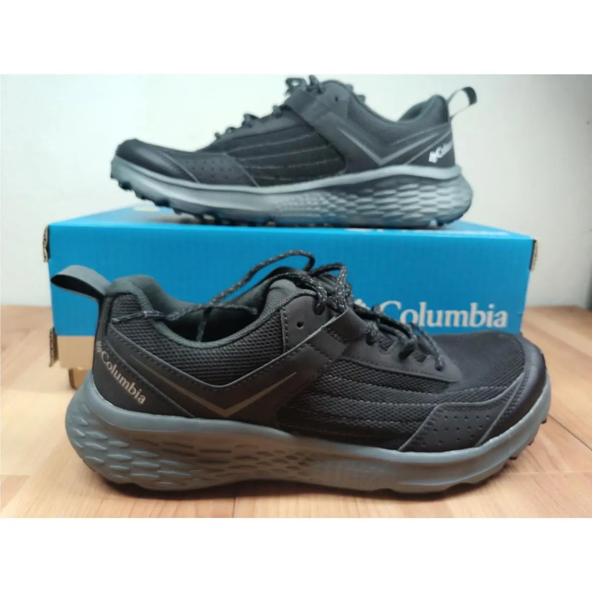 Columbia Vertisol Trail Mens Running Shoes Sneakers Black Gray Size 8