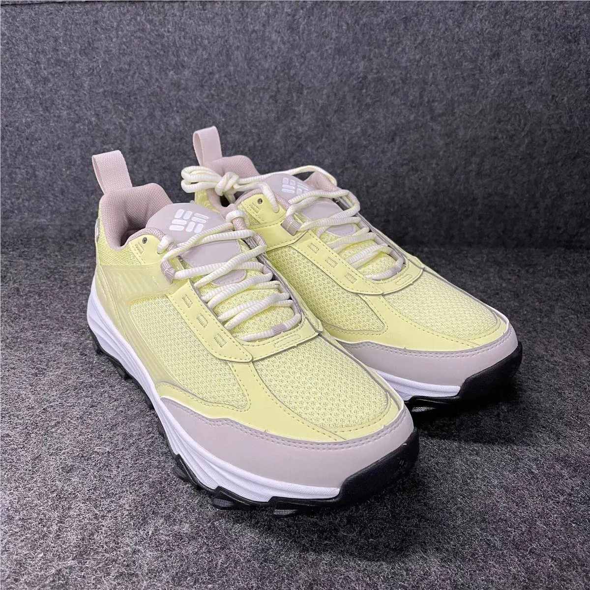 Columbia Trail Grotto FS Outdry Running Shoes Women`s Size 10