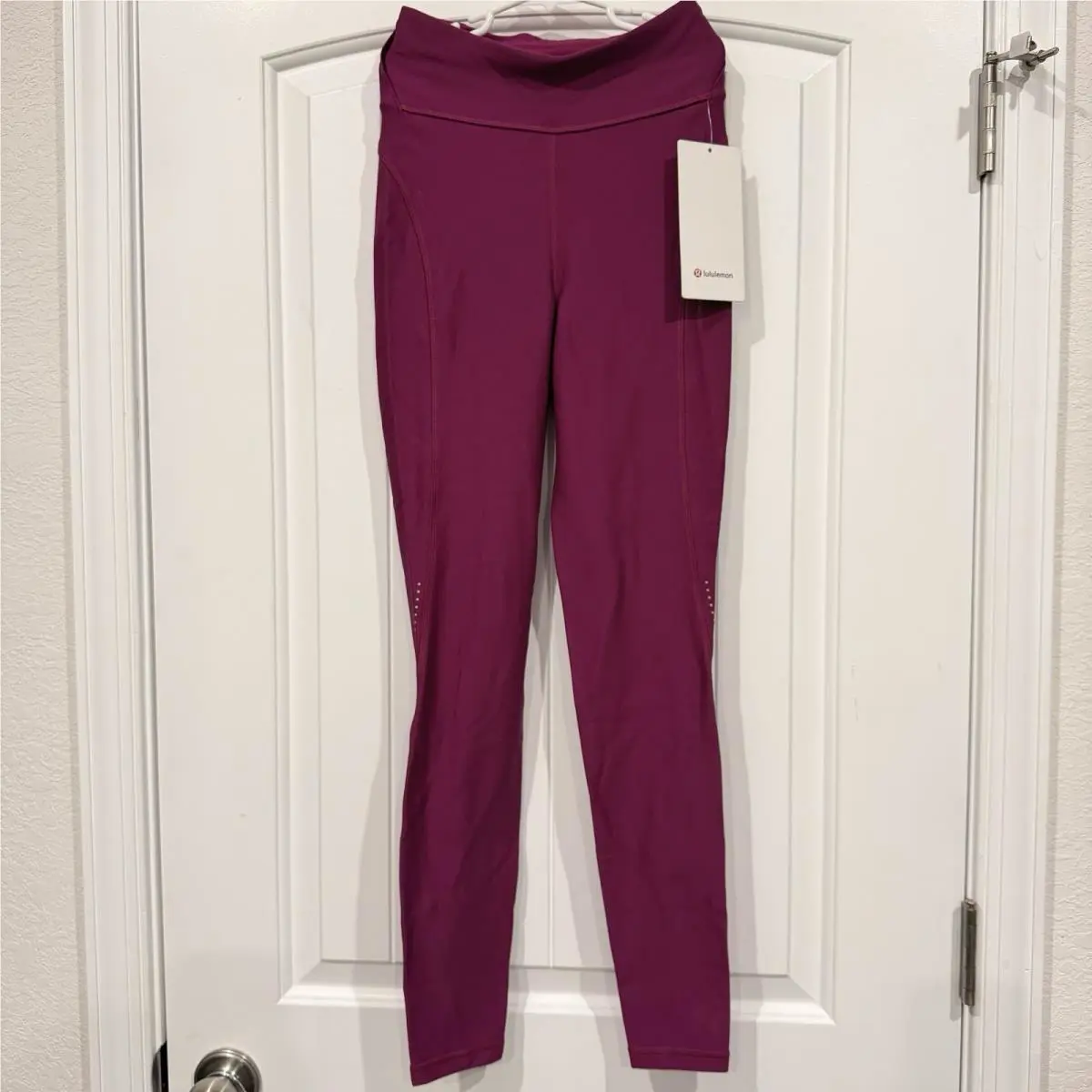 Lululemon Chase The Chill Super High-rise Tight 28 Size 2 Deep Fuchsia