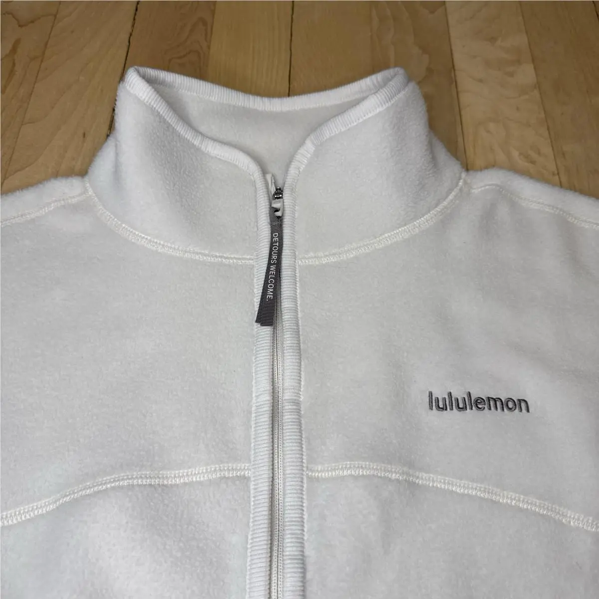 Lululemon clothing - Ivory 0