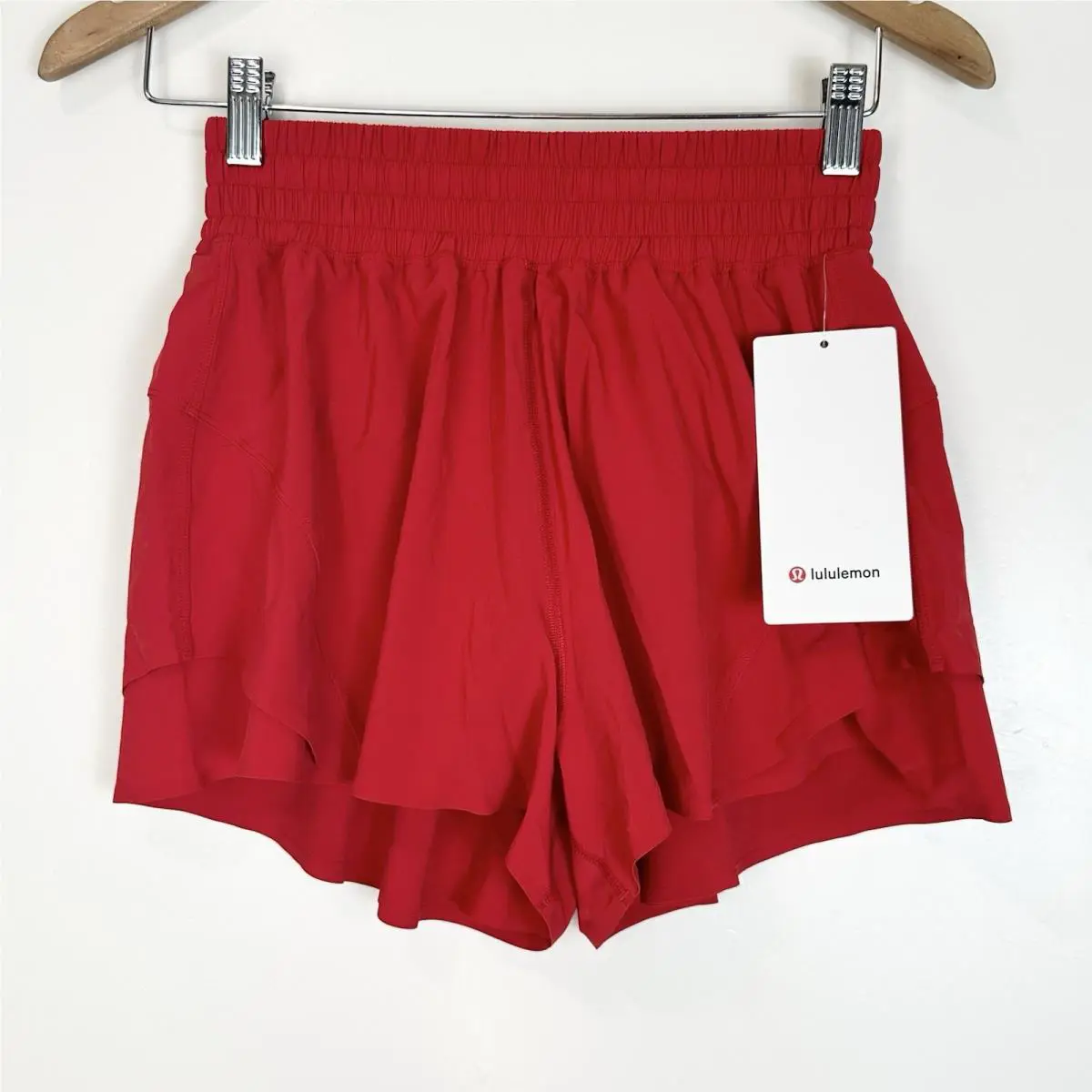 Lululemon Shake It Out HR Shorts Oxford Red 2.5 Running Athletic Sporty Gym