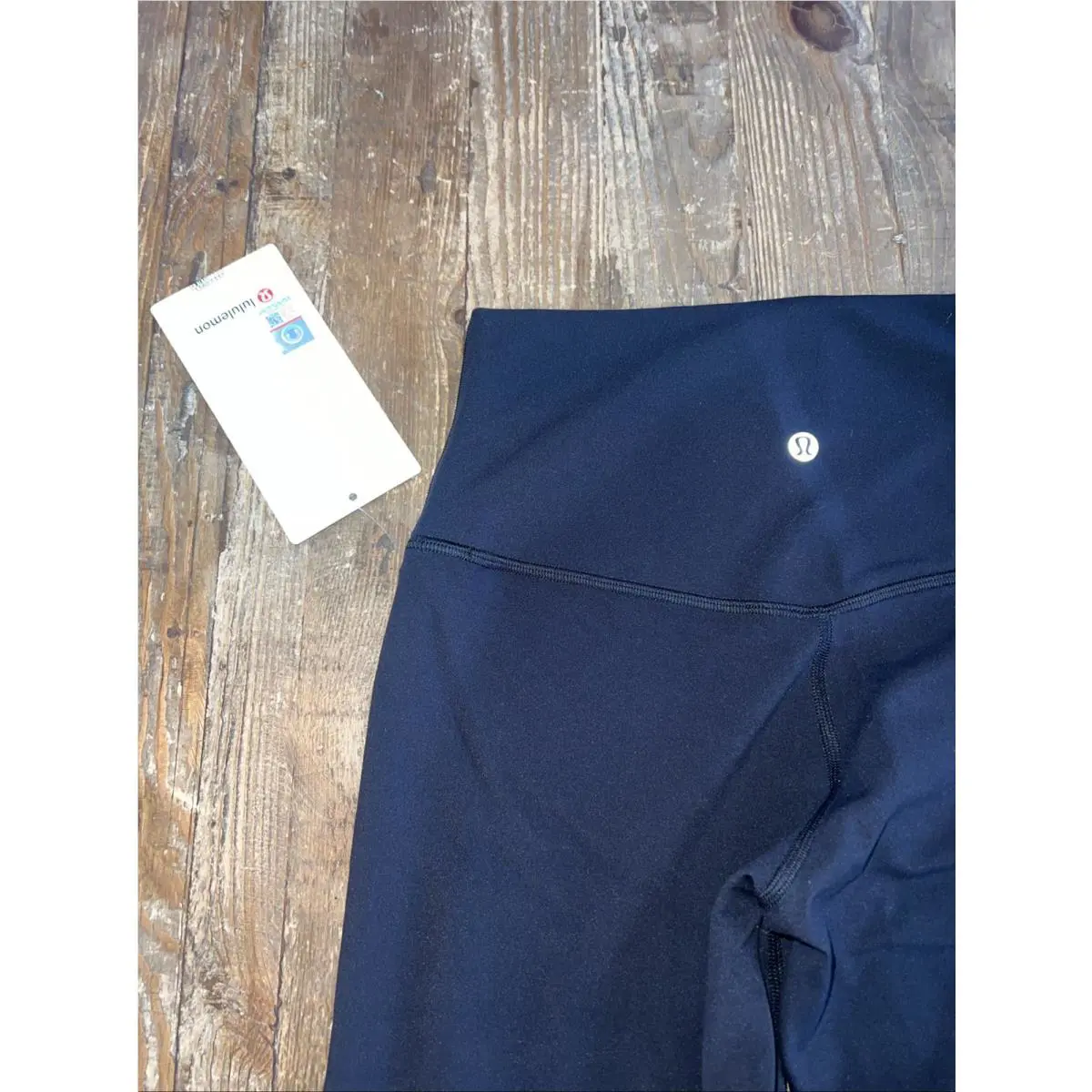 Lululemon clothing - Black 4