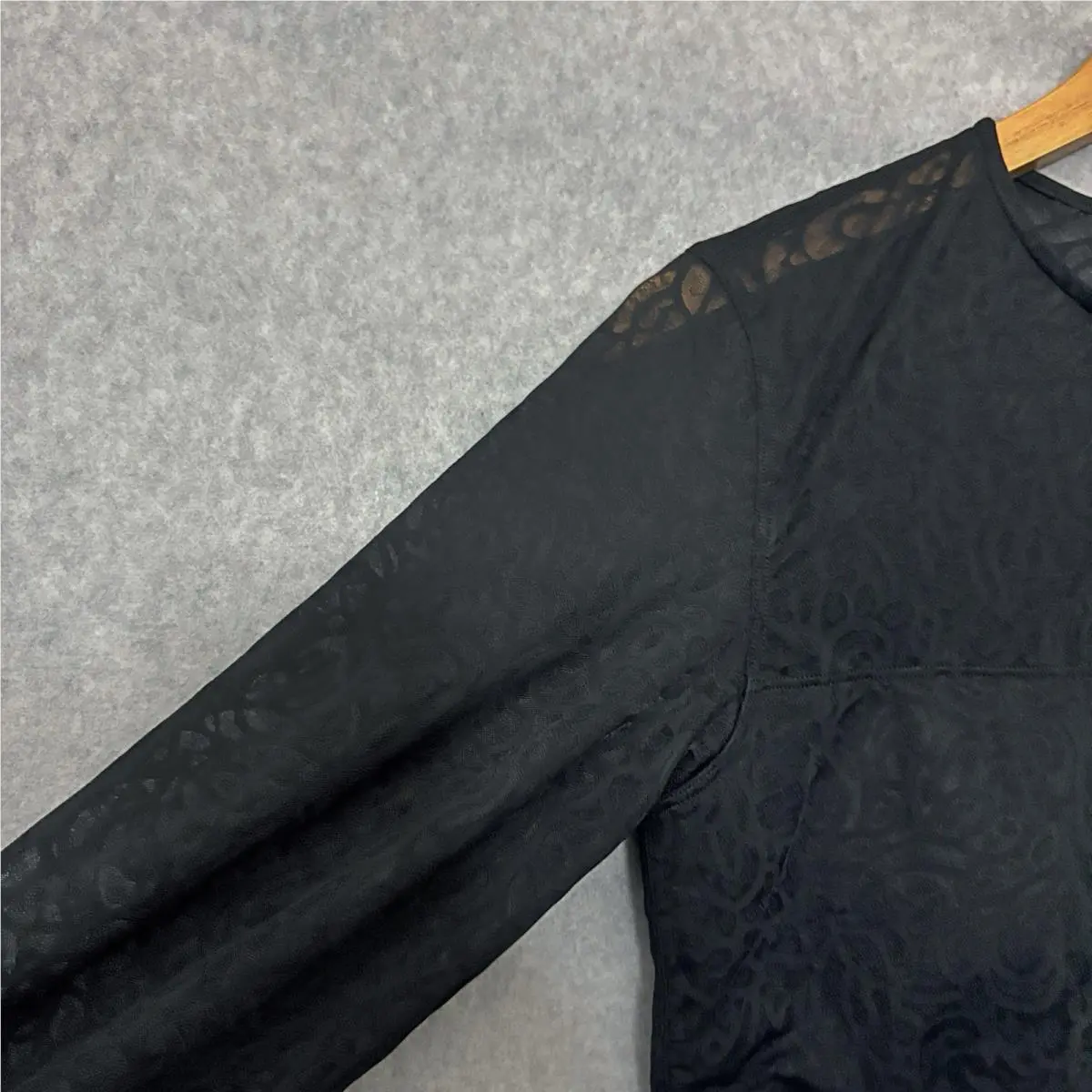 Lululemon clothing - Black 3