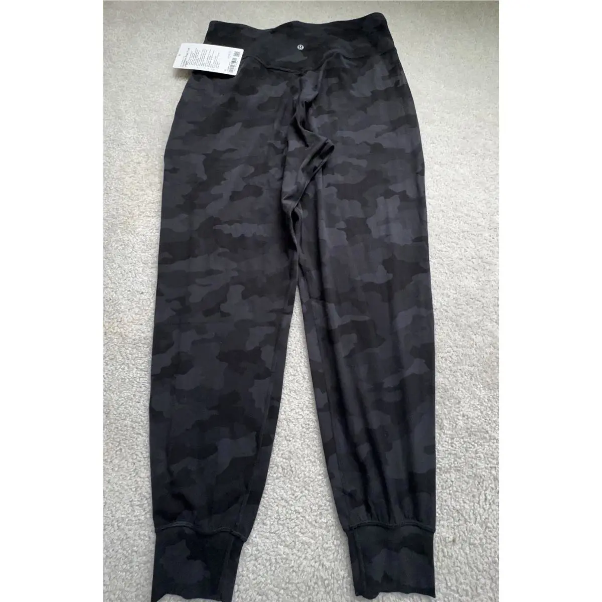 Lululemon clothing - Blavk Gray 8