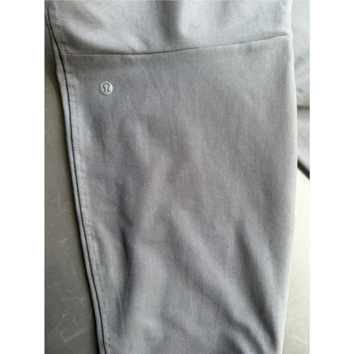 Lululemon clothing - Black 2