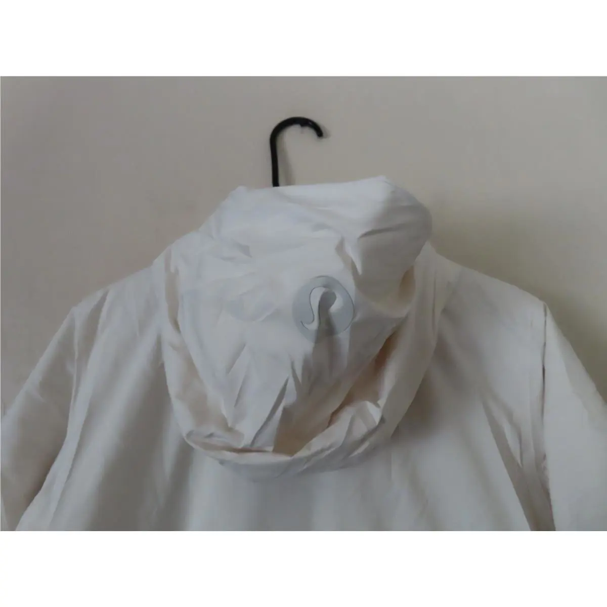 Lululemon clothing - Ivory 2