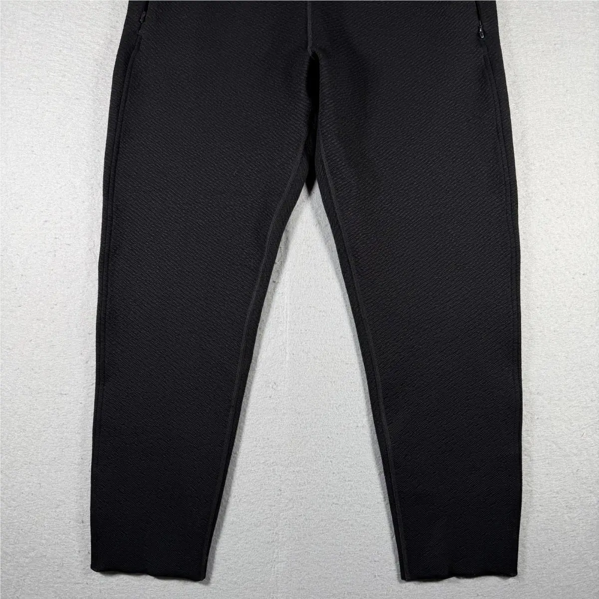 Lululemon clothing - Black 2