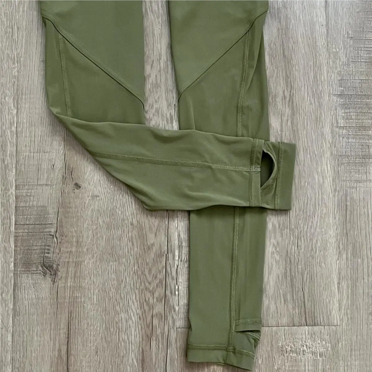 Lululemon clothing - Green 2