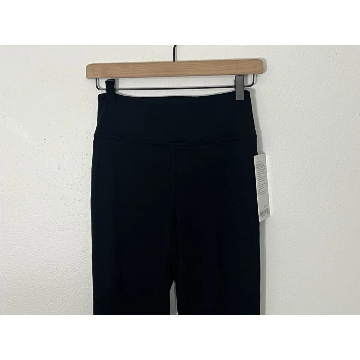 Lululemon clothing - Black 4