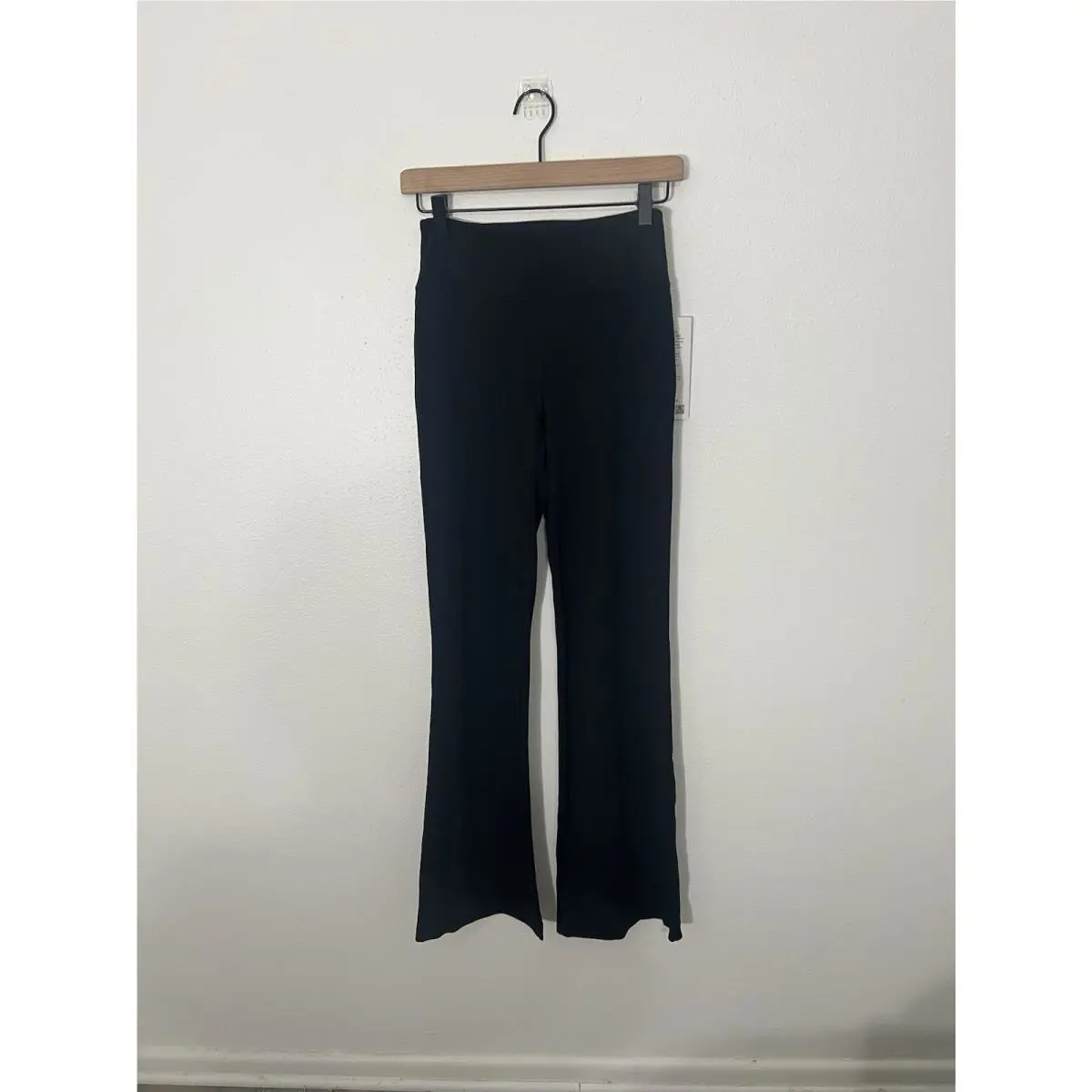 Lululemon Women’s Groove Nulu HR Flared Pant Regular Size 6 In Black