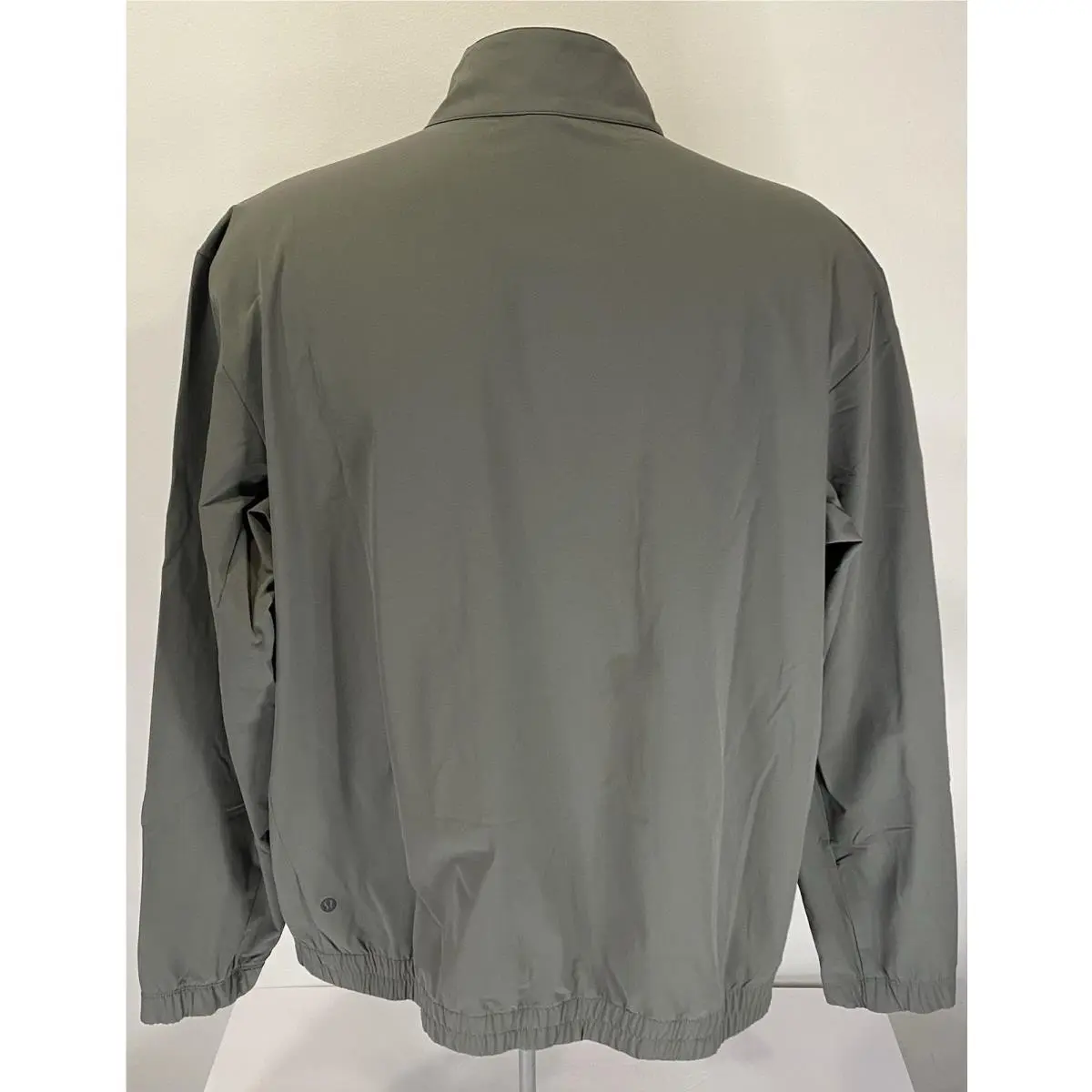 Lululemon clothing - LM3FGXS - Green Sage 1