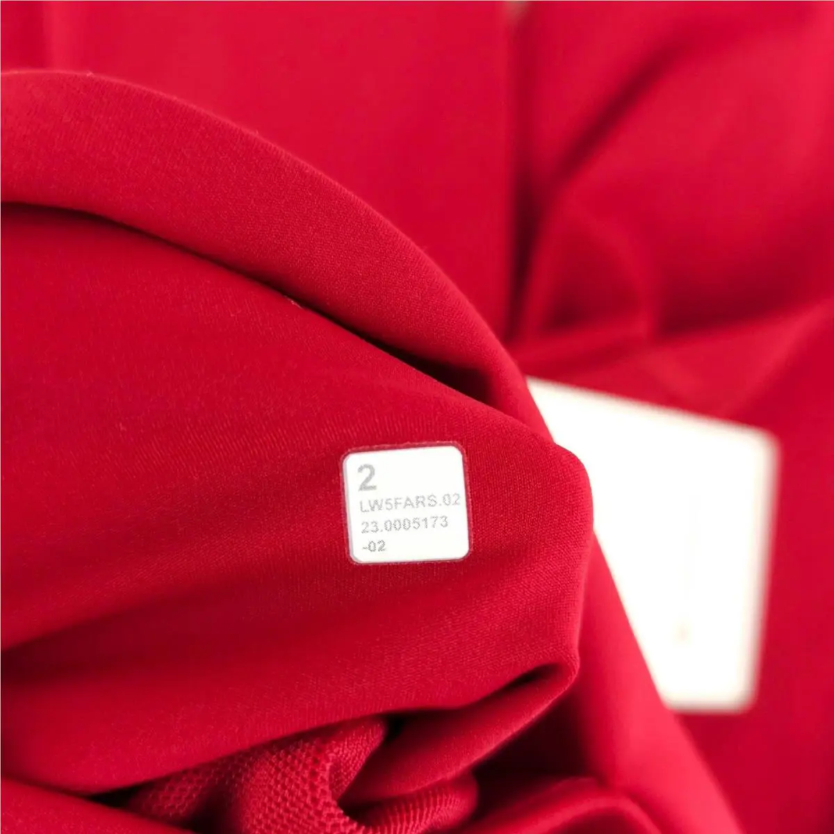 Lululemon clothing - Red 8