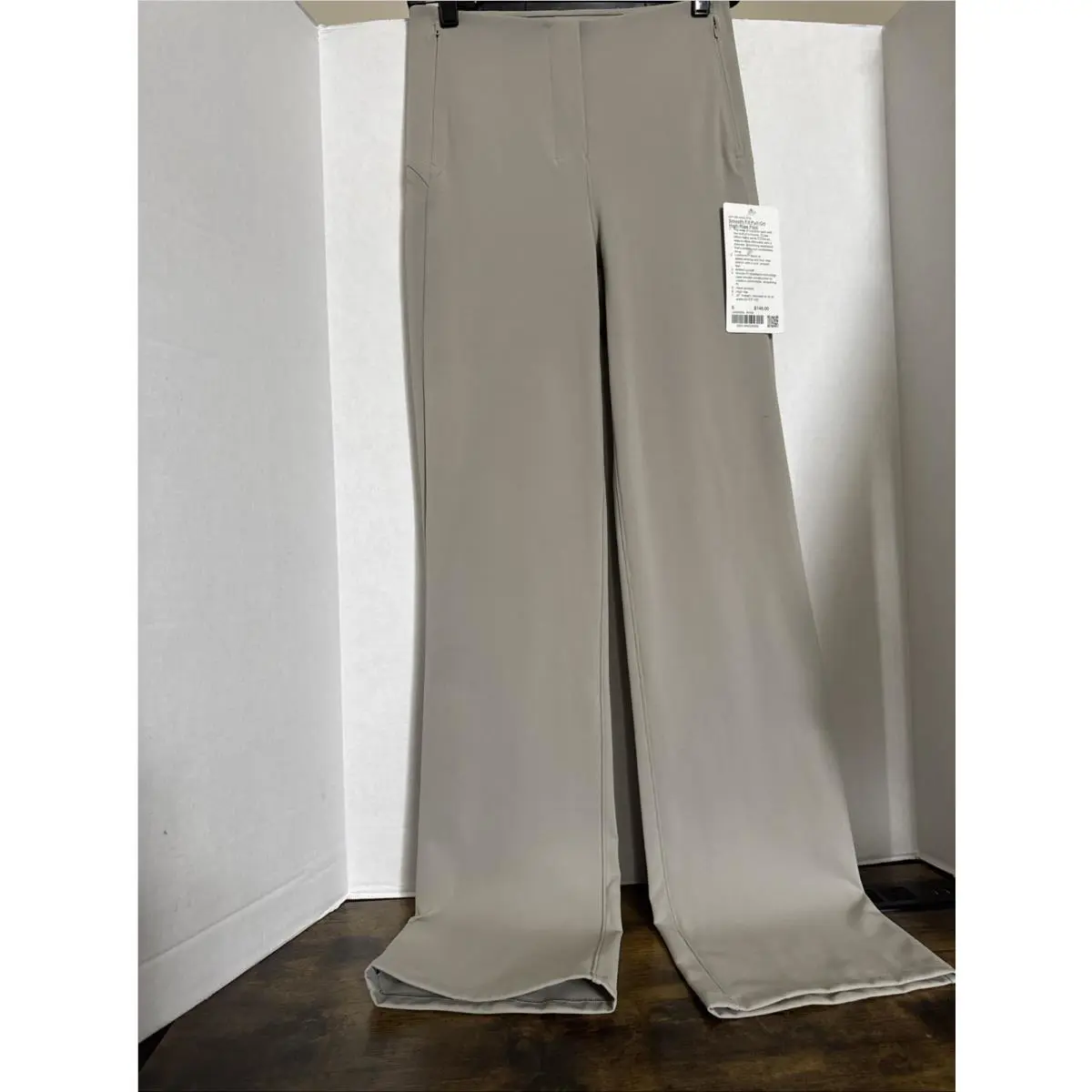 Lululemon clothing - Riverstone 6