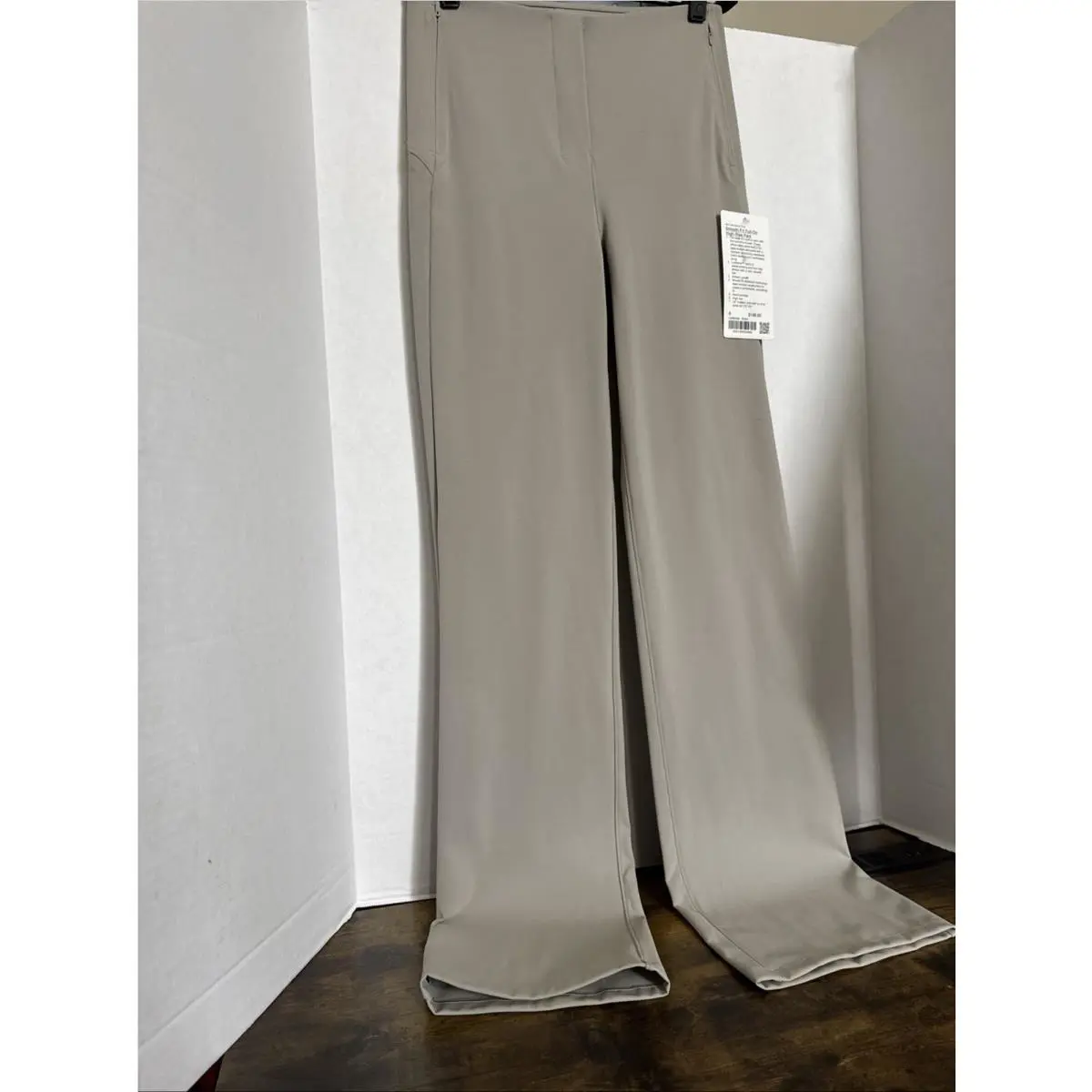 Lululemon clothing - Riverstone 7