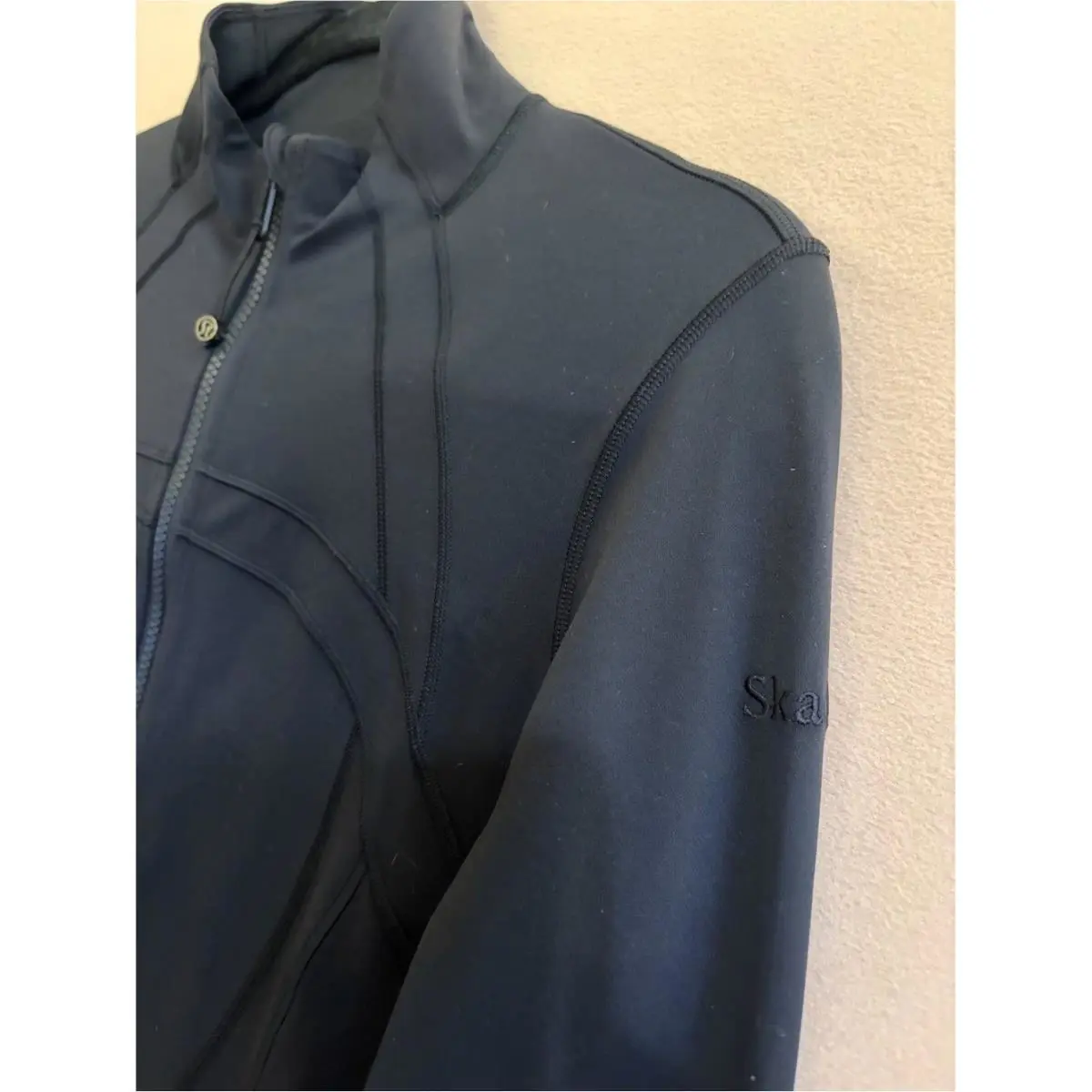 Lululemon clothing - Black 1