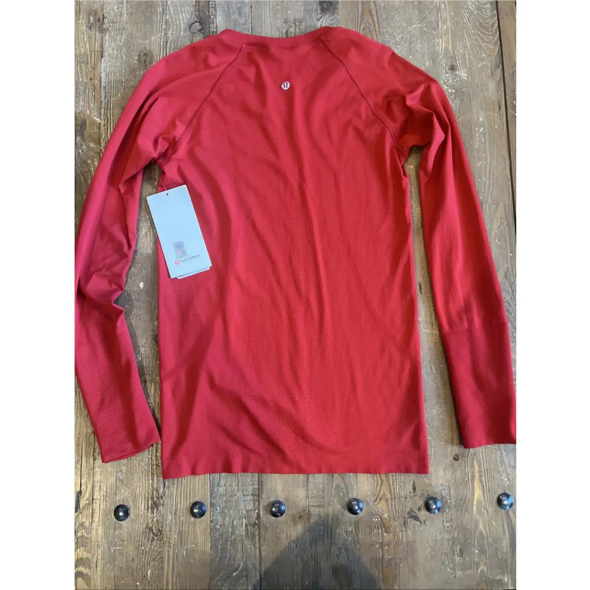 Lululemon clothing - Red 5