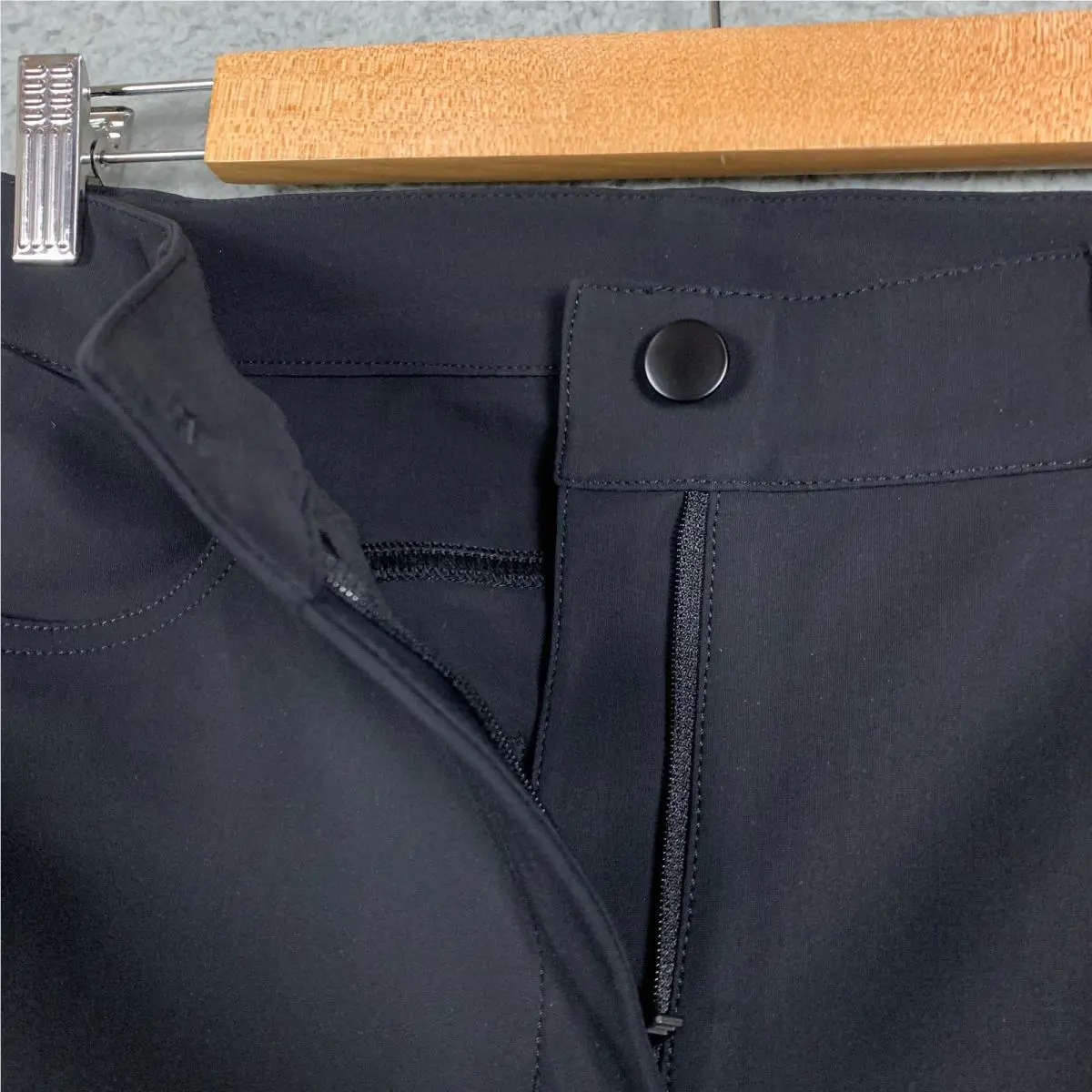 Lululemon clothing - Black 6