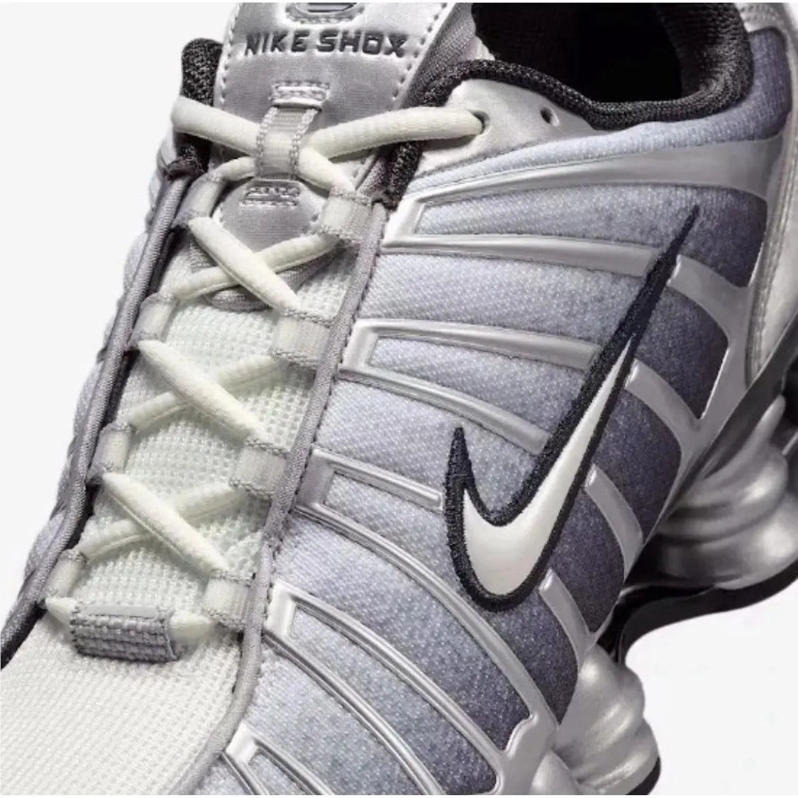 Nike shoes - Nike Shox - Shox - IH4466-095 - White 3