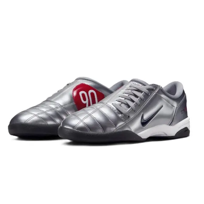 Nike shoes - Metallic Silver/Black 7