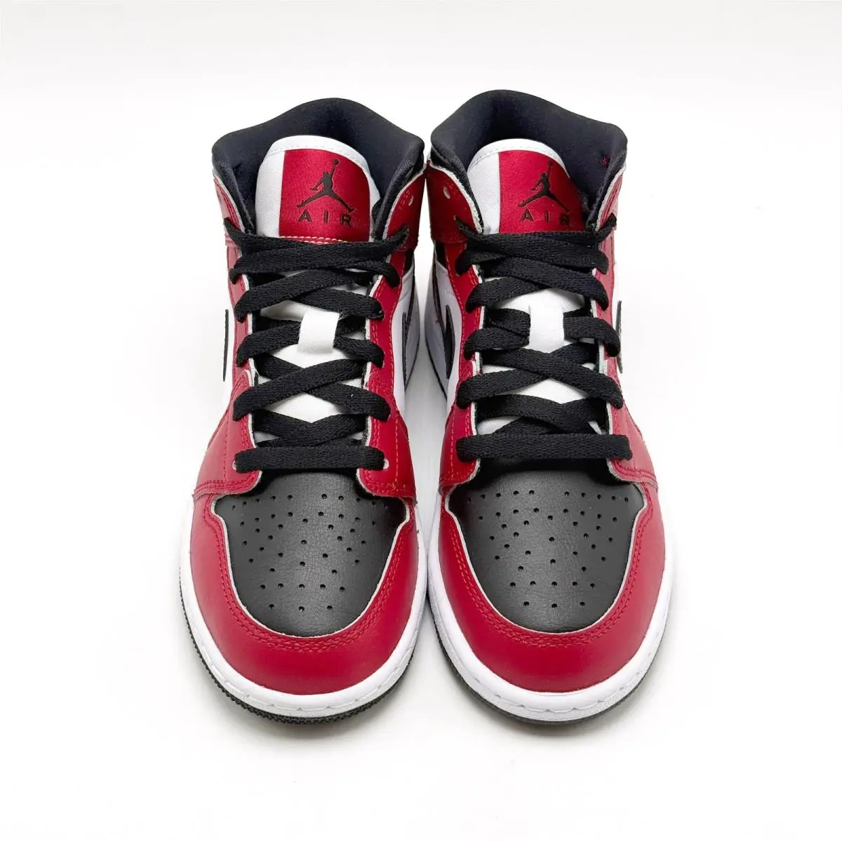 Nike shoes - Air Jordan 1 Mid - Air Mid - Red 1