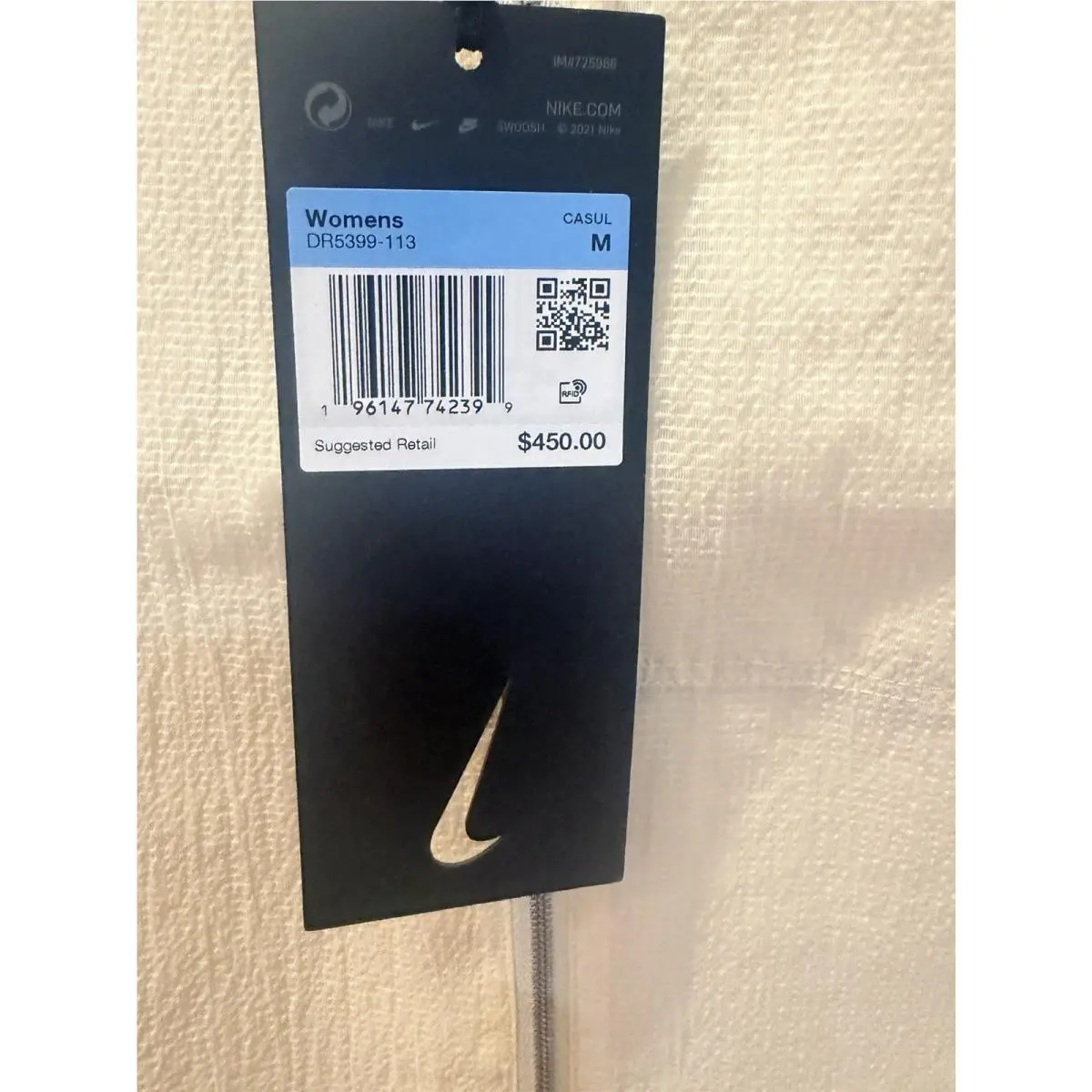 Nike clothing - Coconut Milk 0