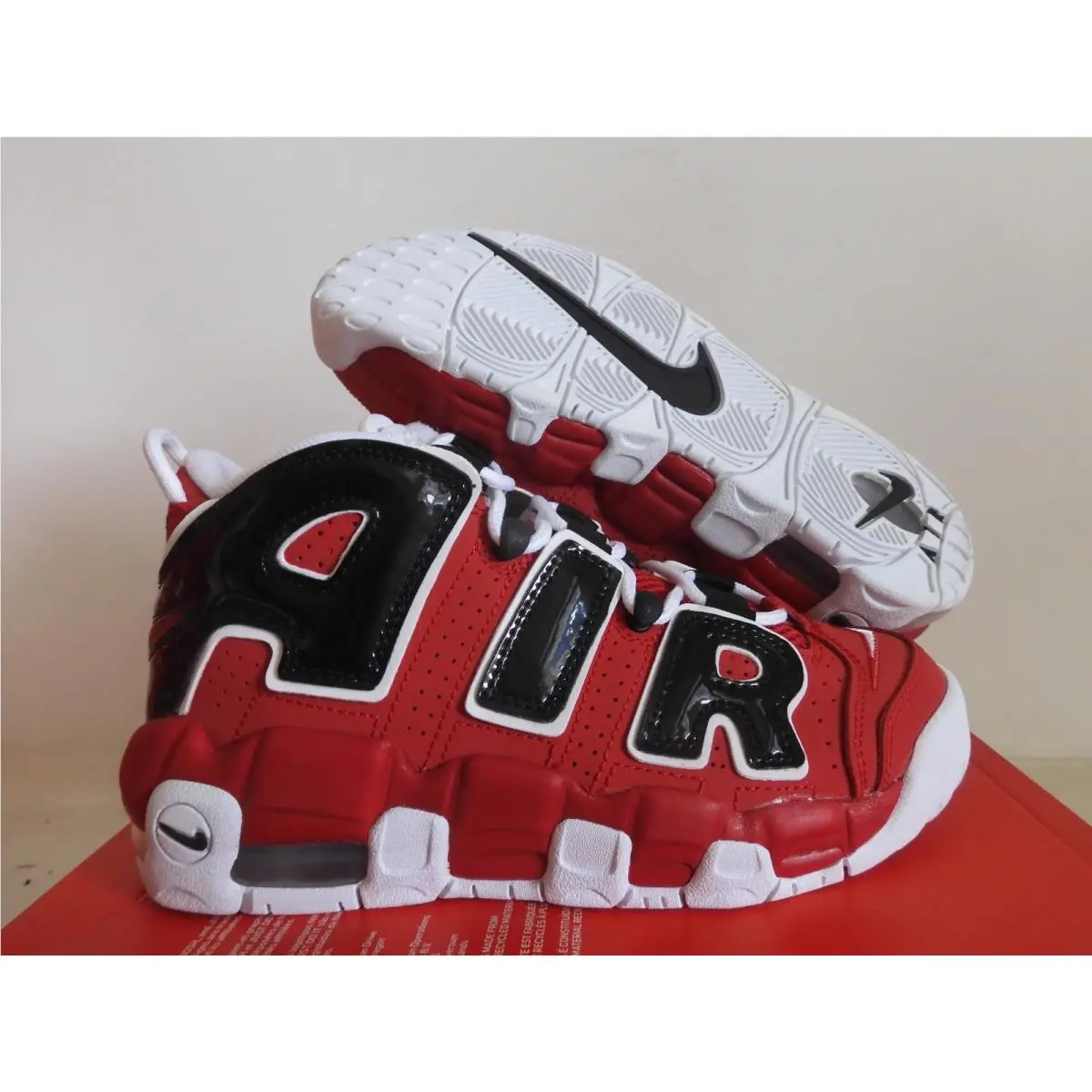 Nike shoes - Nike Air More Uptempo GS - Red 15