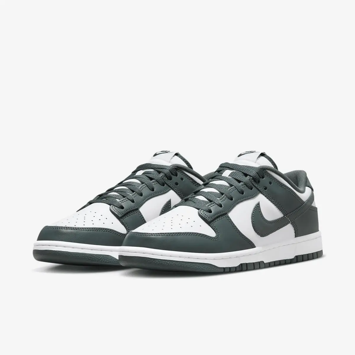 Nike shoes - White/White/Vintage Green (UPC: 197600811713) 3