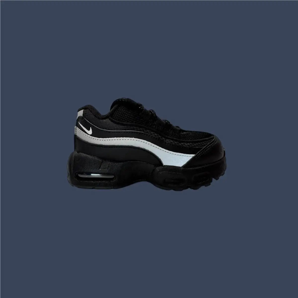Nike Air Max 95 Recraft GS Black/metallic Silver – HQ6365-013