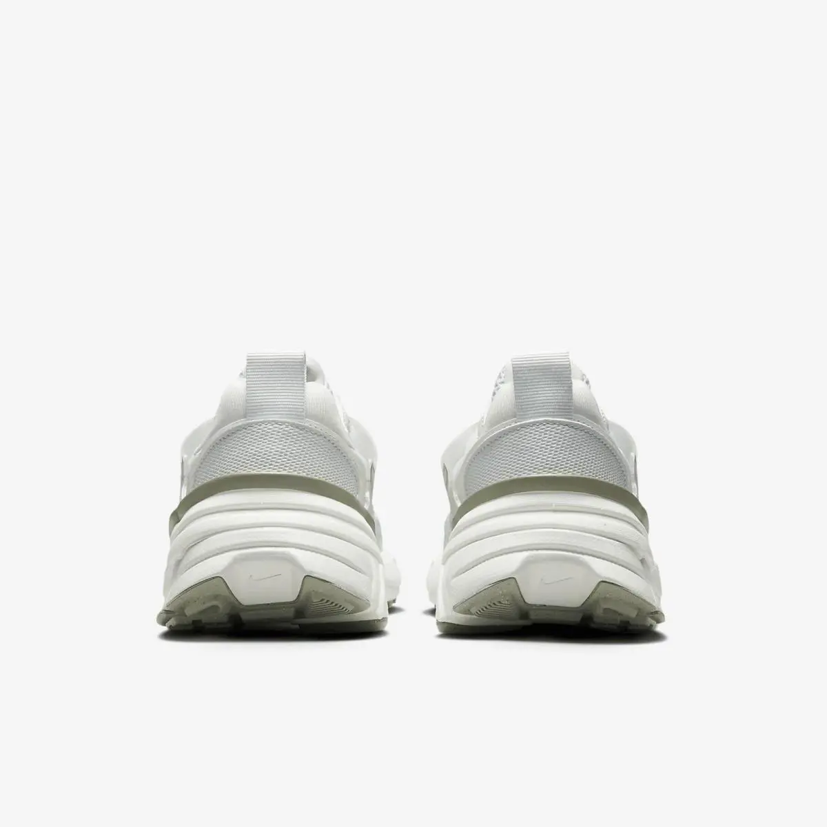 Nike shoes - Photon Dust/Summit White/Light Army/Light Silver (UPC: 197600784000) 4