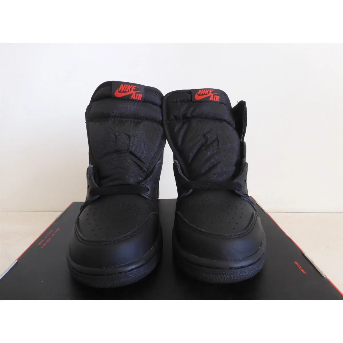 Nike shoes - Air Jordan 1 - Air - Black 18