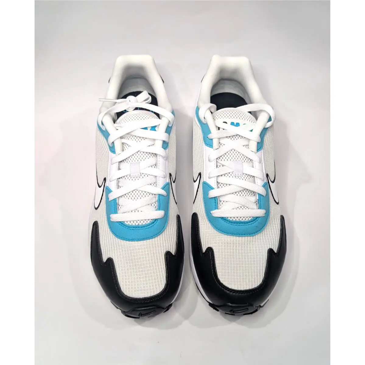 Nike shoes - Nike Air Max Solo - Air Max Solo - HQ2572-100 - White/Black 1
