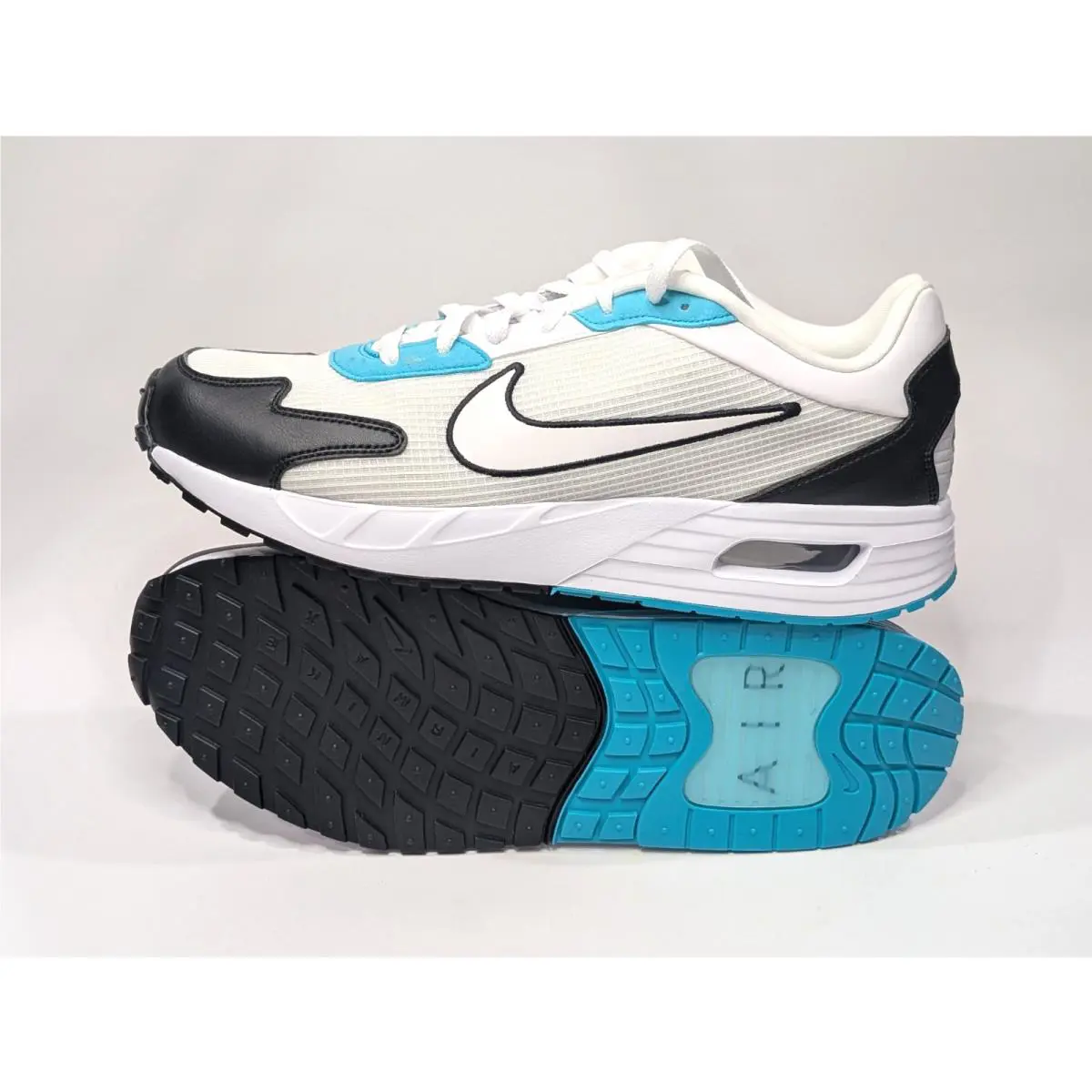 Nike shoes - Nike Air Max Solo - Air Max Solo - HQ2572-100 - White/Black 2