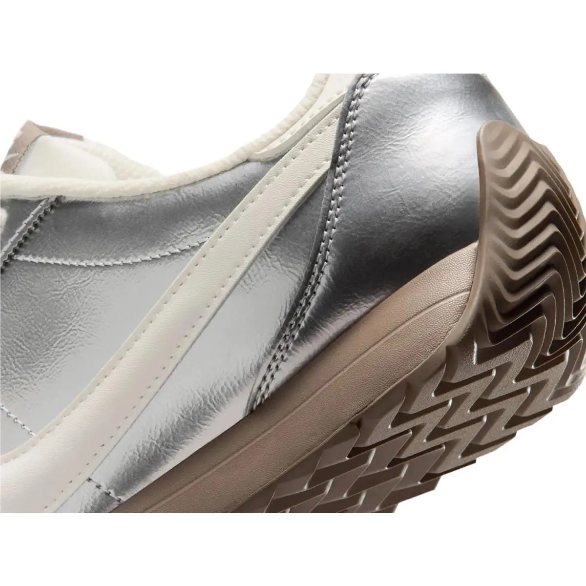Nike shoes - Silver Metallic 14