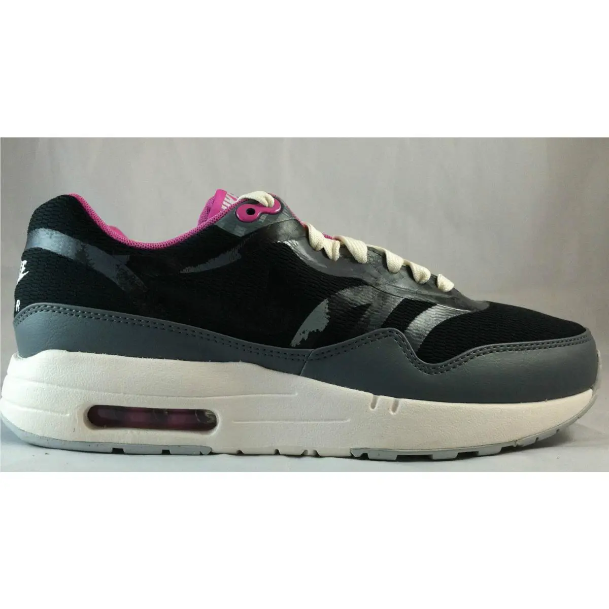 Nike shoes - Black 4