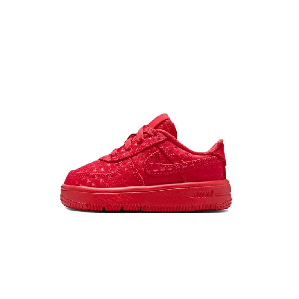 Nike shoes - IQ2749 600 - IQ2749 600 - University Red/University Red 5
